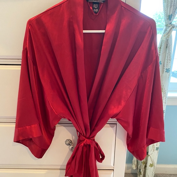 Victoria's Secret Other - Victoria Secret Kimono